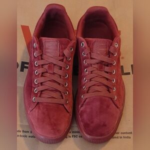 Puma Clyde "Velour Ice" Low Tops